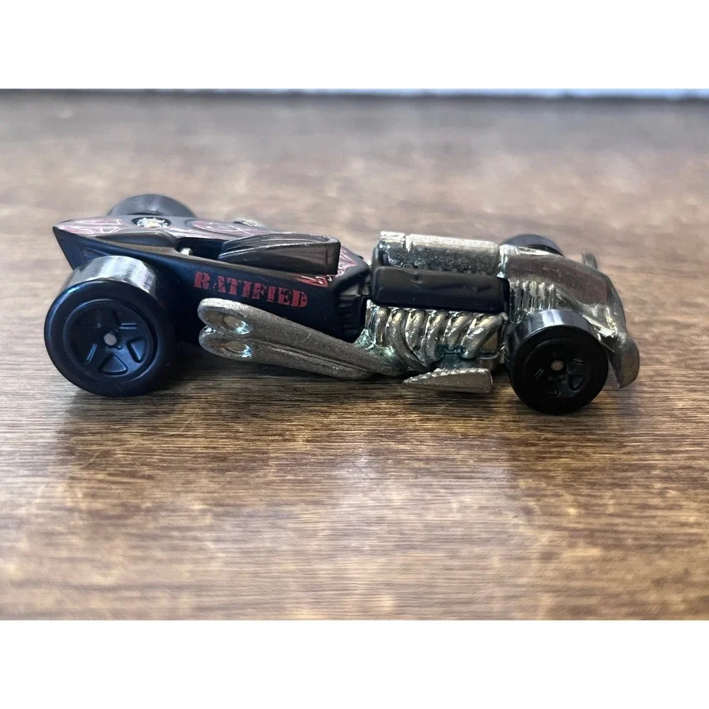 Hot Wheels Acceleracers‎ Rat-Ified Black W Red Loose Die Cast Fantasy Cars EUC